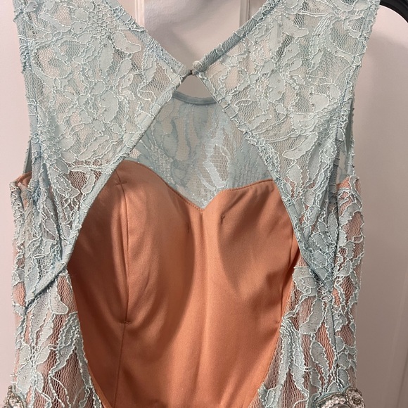 Prom dress - Picture 6 of 8